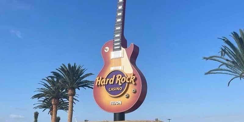 Hard Rock Tejon guitar logo